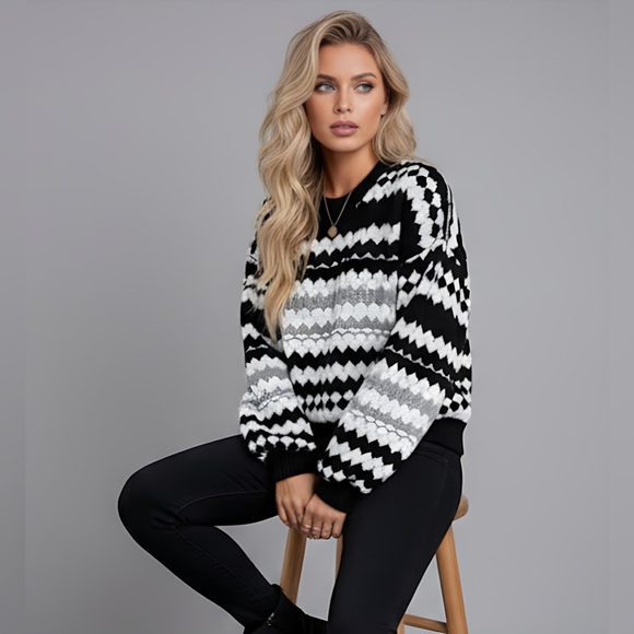 Oversized Cozy Color Block Drop Shoulder Sweater - Picture 2 of 6